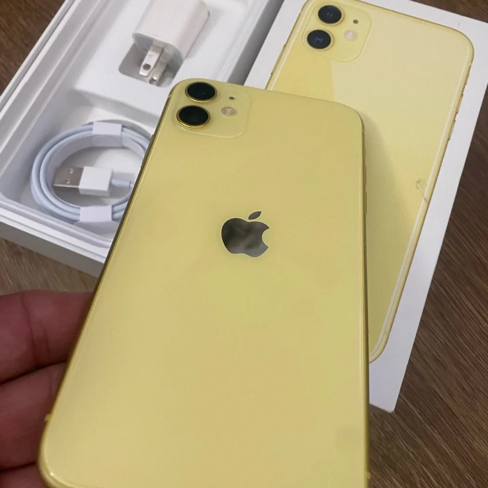 Used Apple iPhone 11 64GB unlocked for any company